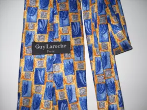 Cravatta Guy Laroche