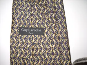 Cravatta Guy Laroche