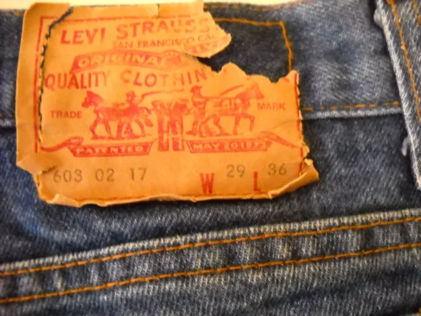 Jeans Levi's 603 Lotto 14