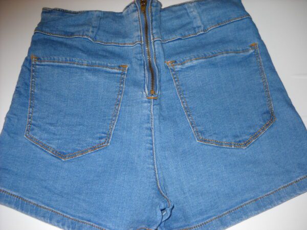 DSCN1300 Lotto 1 Bambina 12 Anni Shorts e Maglie